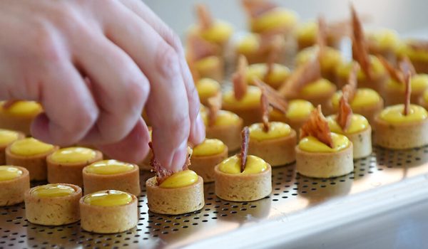 Finger food e appetizer: proposte e tecniche di preparazione